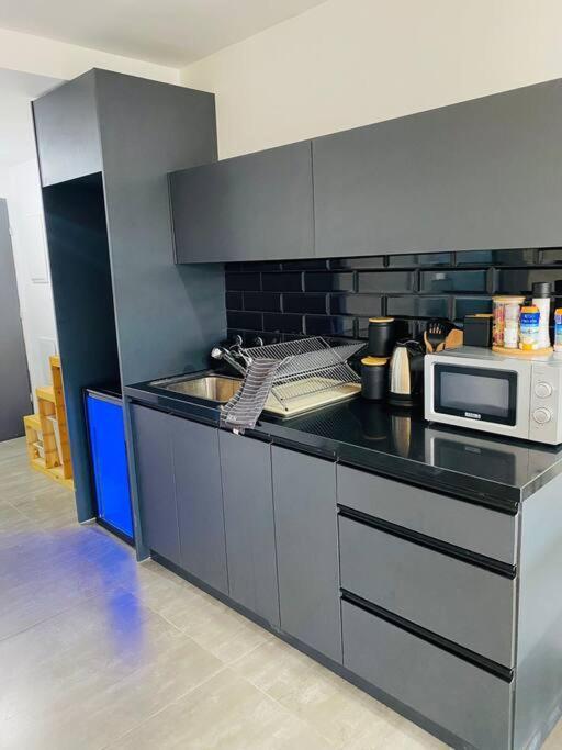 Lovely Flat In The Center 36 Apartment Tel Aviv Luaran gambar