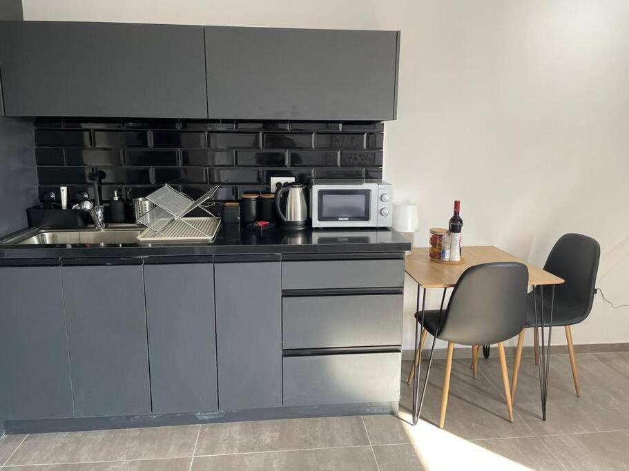 Lovely Flat In The Center 36 Apartment Tel Aviv Luaran gambar